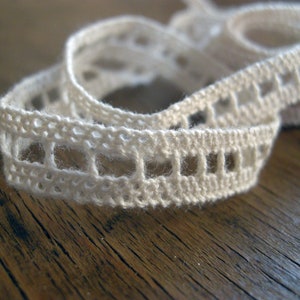 Cotton Crochet Lace Ribbon: Beige Cluny Lace Trim (1cm)