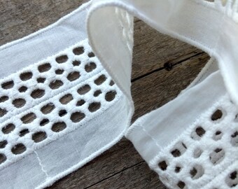 Off-white Cotton embroidered eyelet edging lace trim, Broderie Anglaise Trim, cotton lace trim