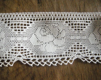 Cotton Crochet rose Lace Trim - Rose Motif / Beige cream colour