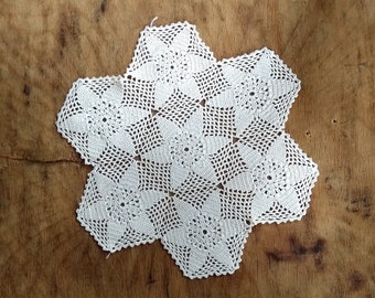 19 cm - Handmade Cotton Crochet Lace Doilies, vintage cotton doilies