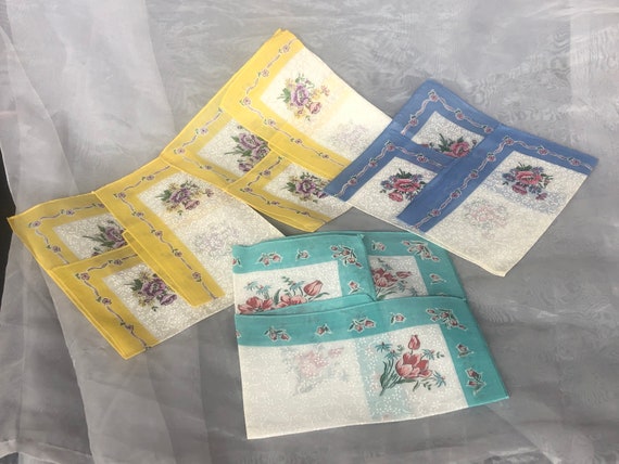 Vintage Floral Handkerchief Set of 4, Hankies for… - image 6