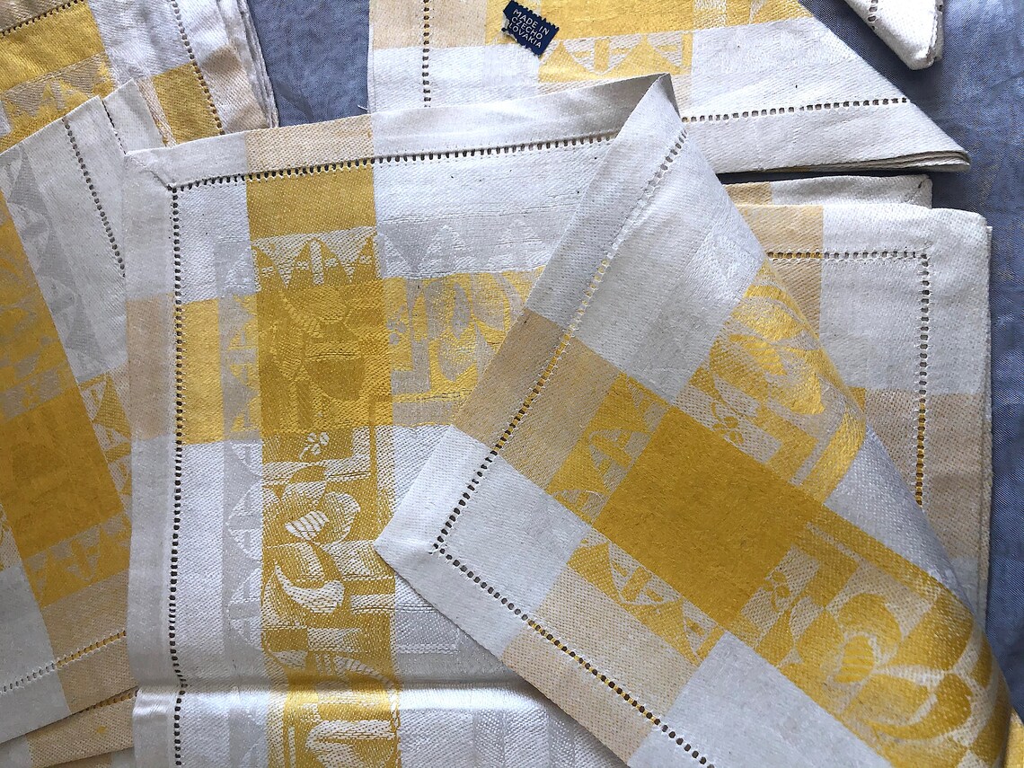 Vintage Damask Linen Napkins Yellow and White Table Decor Etsy
