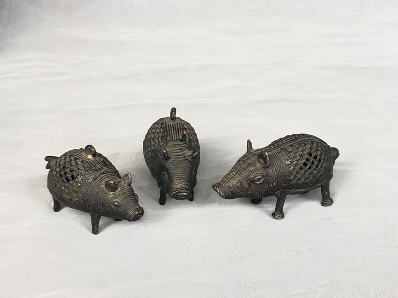 Antique Bronze Dhokra Pig Boar Figurines, India Lost Wax Method Miniature Animal Sculpture Figures image 3