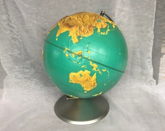 Decoración vintage del globo terráqueo c. 1965 Imprenta americana para ciegos Globo terráqueo topográfico táctil