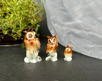 Vintage Miniature Ceramic Owl Family Figurine Trio, Bird Home Decor Knick Knacks