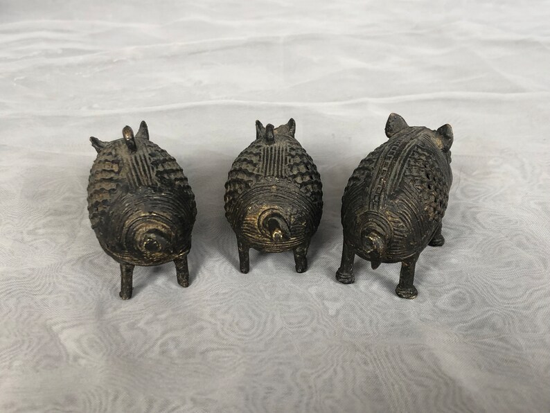 Antique Bronze Dhokra Pig Boar Figurines, India Lost Wax Method Miniature Animal Sculpture Figures image 4