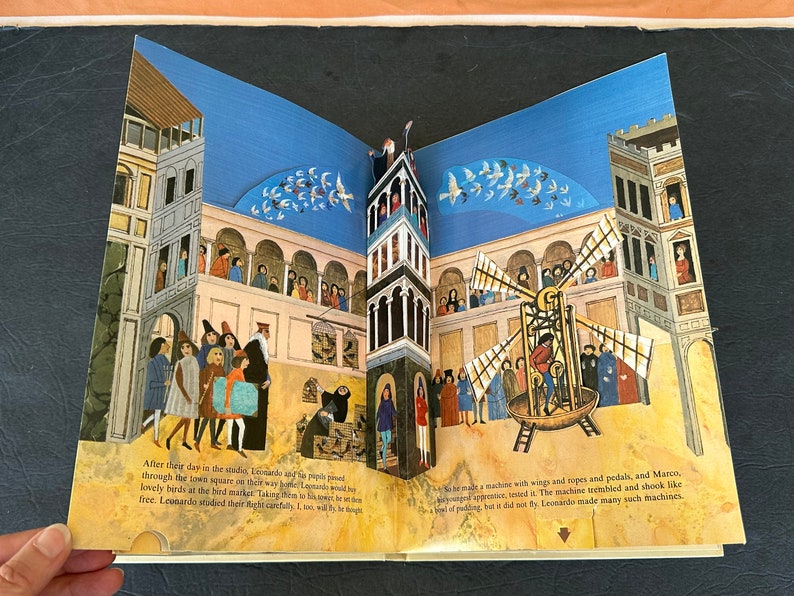 Leonardo Da Vinci Vintage Children's Pop Up Book image 4