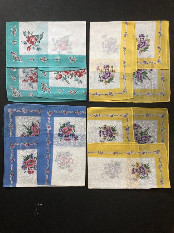 Vintage Floral Handkerchief Set of 4, Hankies for… - image 9