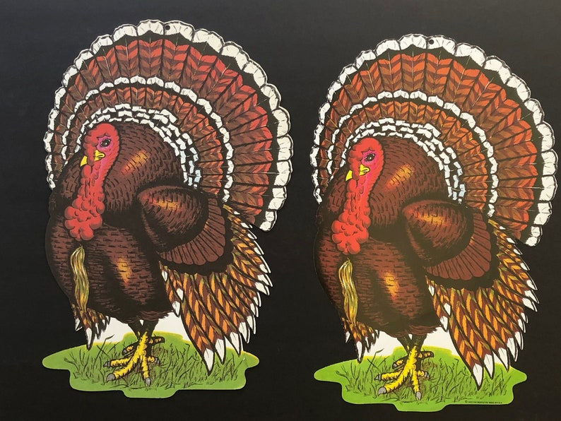 What stores have black friday sales on thanksgiving