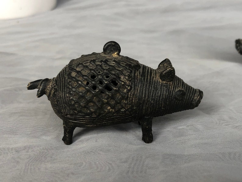 Antique Bronze Dhokra Pig Boar Figurines, India Lost Wax Method Miniature Animal Sculpture Figures image 8