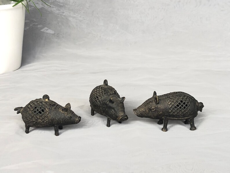 Antique Bronze Dhokra Pig Boar Figurines, India Lost Wax Method Miniature Animal Sculpture Figures image 9