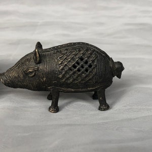 Antique Bronze Dhokra Pig Boar Figurines, India Lost Wax Method Miniature Animal Sculpture Figures image 6