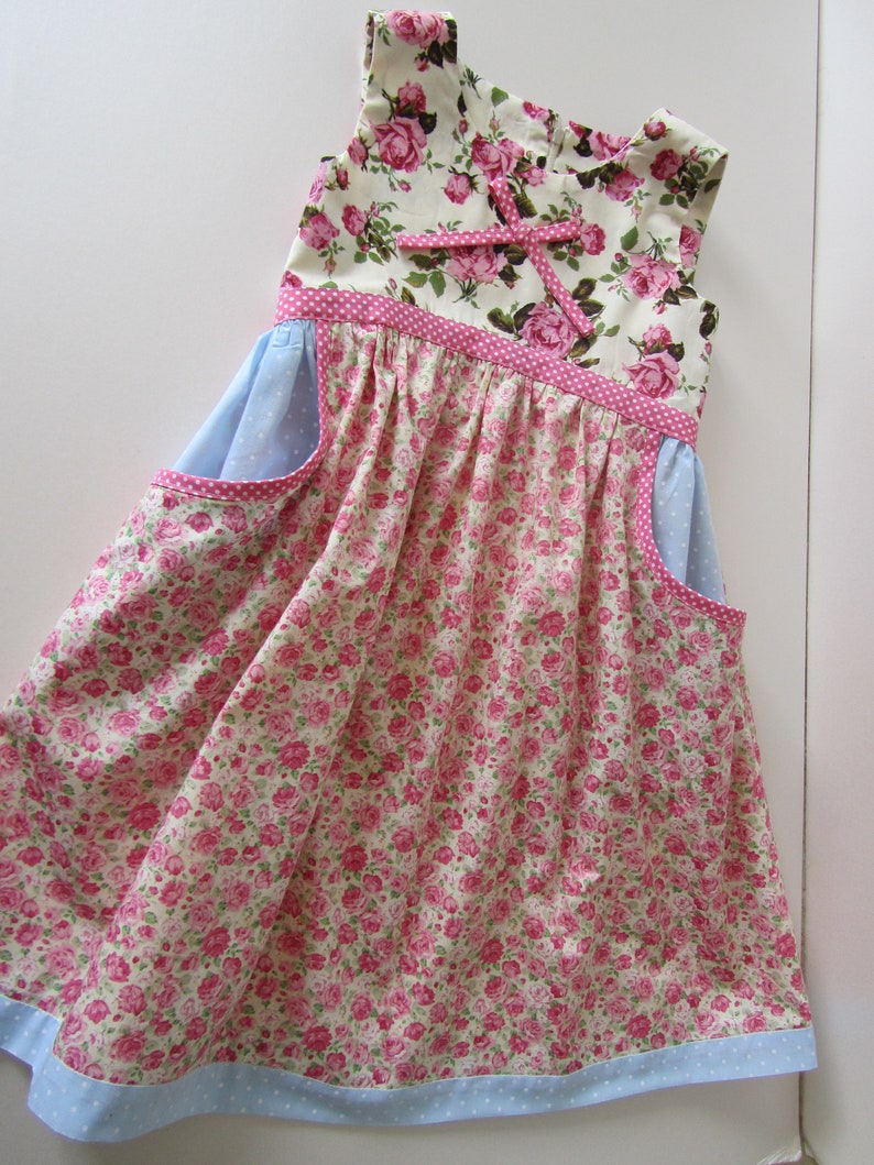 Little Girl's Dress Sweet Shabby Chic in Flowers & Cream Lace - Etsy UK