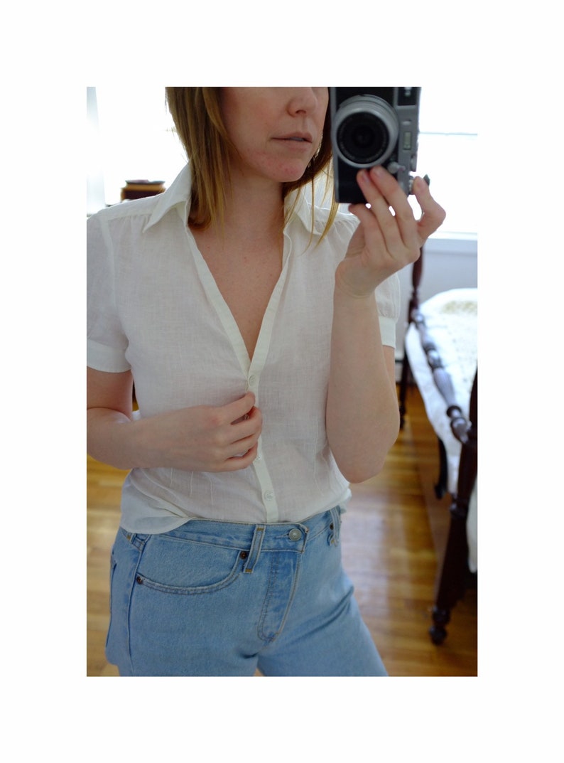 Vintage linen ivory blouse with buttons and sleeve detail