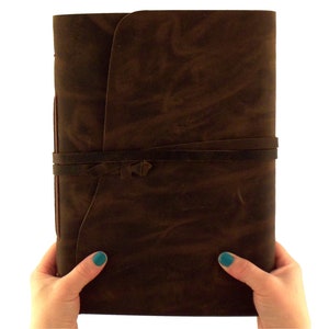 Large Leather Photo Album: Handmade Memory Book, 200 4x6 Photos