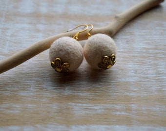 Delicate Ivoreen Earrings, Felt Earrings, Ivory, Felt Jewelry, Merino Felt