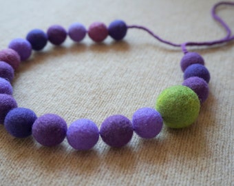 Lollipop Necklace, Mauve, Felt Jewelry, Wool Necklace, Eco Jewelry, Green and Mauve Necklace