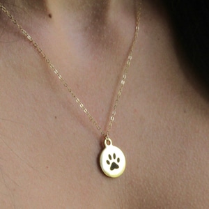 Paw Print Necklace | Pawprint Necklace | Gold Paw Necklace | Paw Print Jewelry | Cat loss | Dog paw | Pet Loss | Remembrance | Gold Coin