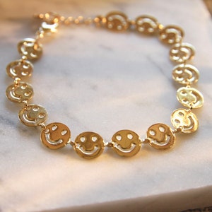 Smiley Face Bracelet, Smiley Face Jewelry, Happy Face bracelet, Friendship Bracelet, Gifts for Her, Gifts for women,  Bracelets For Women