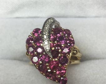 14kt yellow gold diamonds and ruby ladies ring