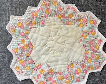 Vintage Quilt Candle Matt