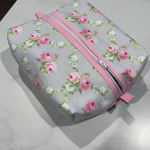 Green/Pink Floral Makeup/Cosmetic Bag