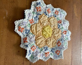 Vintage Quilt Candle Matt