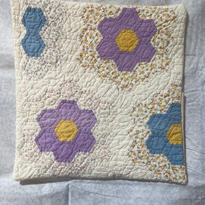 Housse de coussin fleurie vintage pour grand-mère