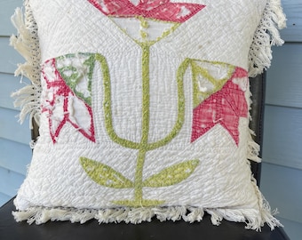 1960年代のモダンなパッチワーク、手縫いのキルティングと刺繍が施され