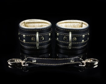 BDSM Leather Padded Cuffs | Comfortable Bondage Restraints | Leather with Buckles | Theodora by Oddo Leather