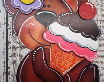 bear with  ice cream cone wreath attachment, changeable sign