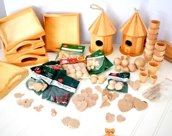 Lote de piezas y formas artesanales de madera cruda (más de 200 piezas)