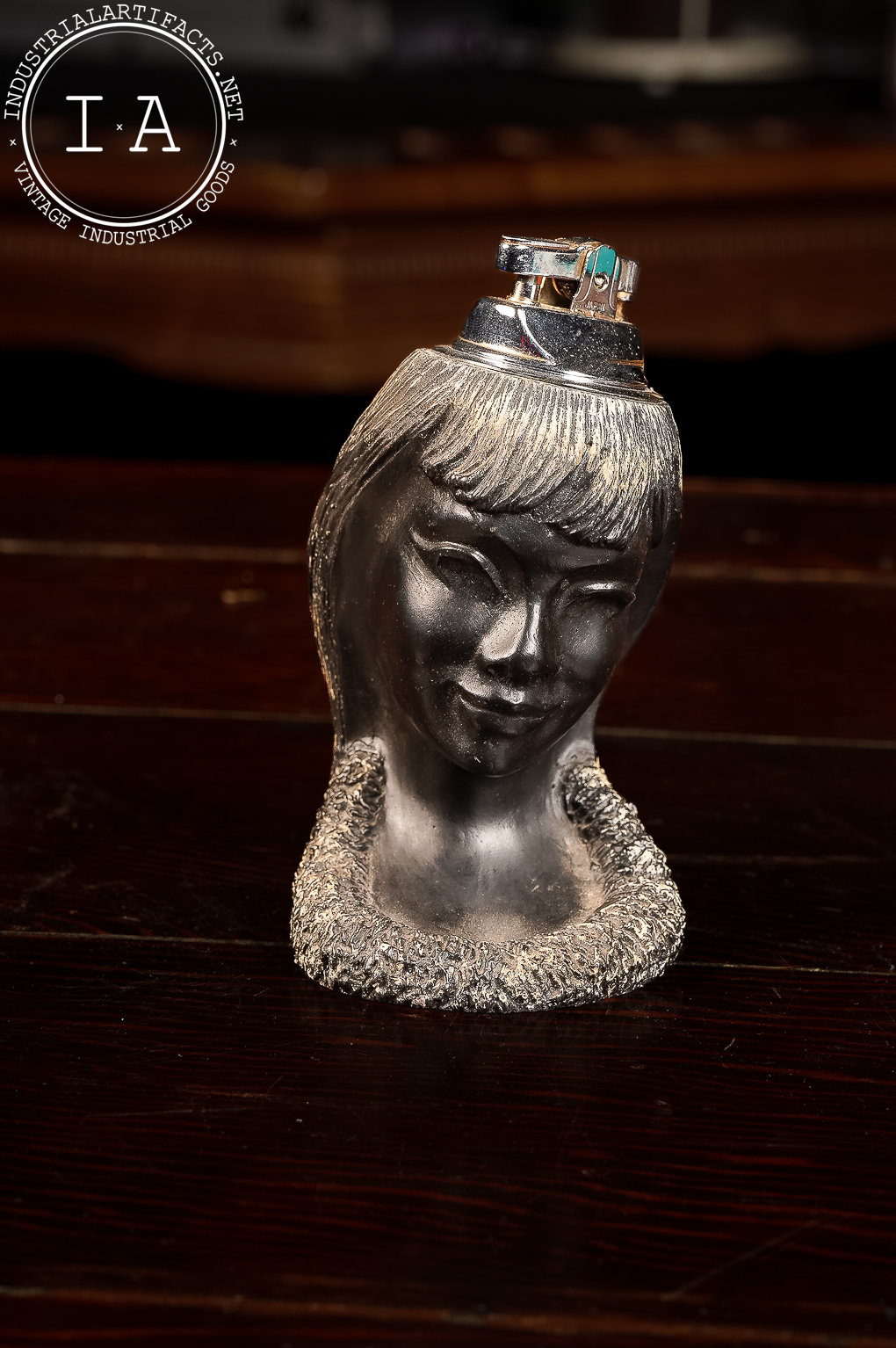 【ヴィンテージ】フランクシャーマン ハワイ 1969年 胸像彫刻 黒珊瑚 ヴィンテージ】フランクシャーマン 黒珊瑚　胸像彫刻　1969年　ハワイ 置物