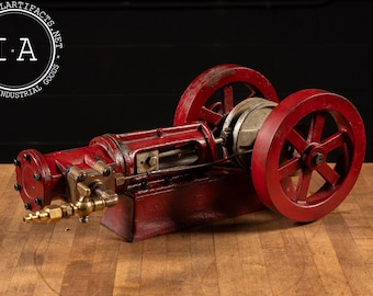Antique Horizontal Steam Engine Demonstrator