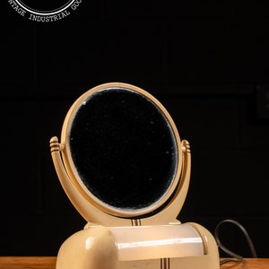 Vintage Streamline Lighted Vanity Mirror