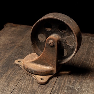 Antique 8&quot; No. 251 Industrial Caster