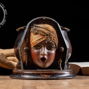 Vintage &quot;Fatima&quot; Mechanical Cigarette Dispenser