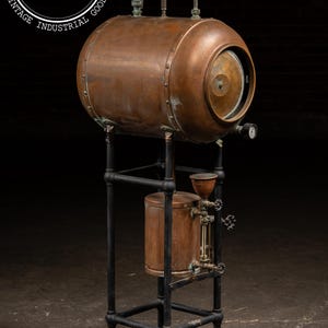 Antique Industrial Copper Pressure Vessel Apparatus immagine 1
