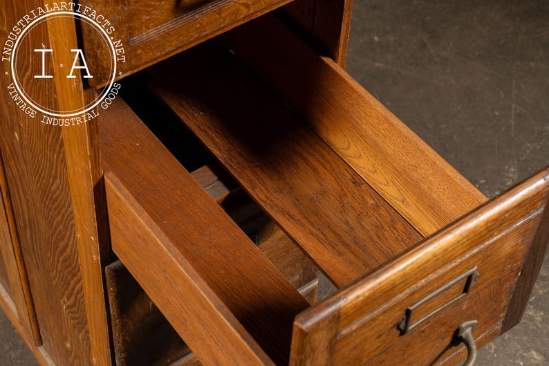 Antique Oak 4-Drawer Filing Cabinet Bild 10