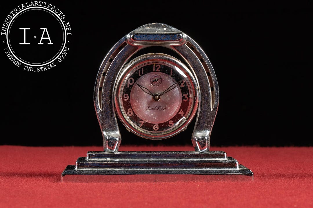 Lux ヴィンテージ 時計置物 1930年代 クローム ラックス グッドラック Vintage Chrome-plated Horseshoe Clock by Lux - Etsy