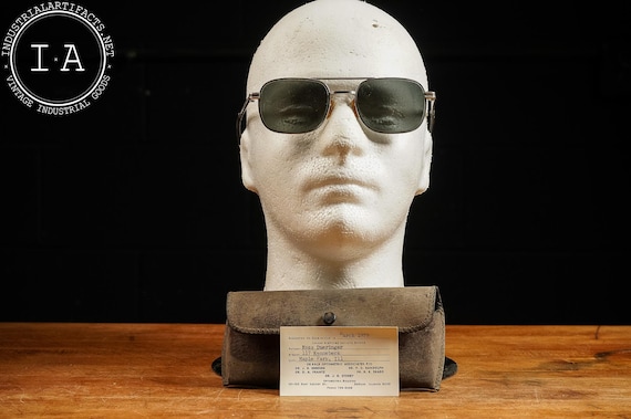 c. 1970s Military-Style Aviator Sunglasses - image 1