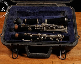 Vintage 2024 bundy clarinet