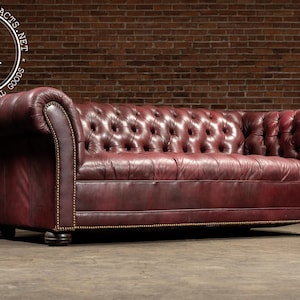 Tufted Leather Chesterfield Sofa in Burgundy