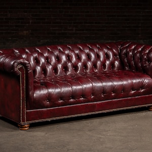 Vintage Tufted Leather Chesterfield Sofa in Oxblood