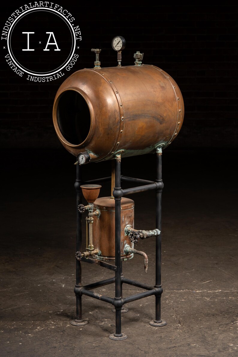Antique Industrial Copper Pressure Vessel Apparatus immagine 7