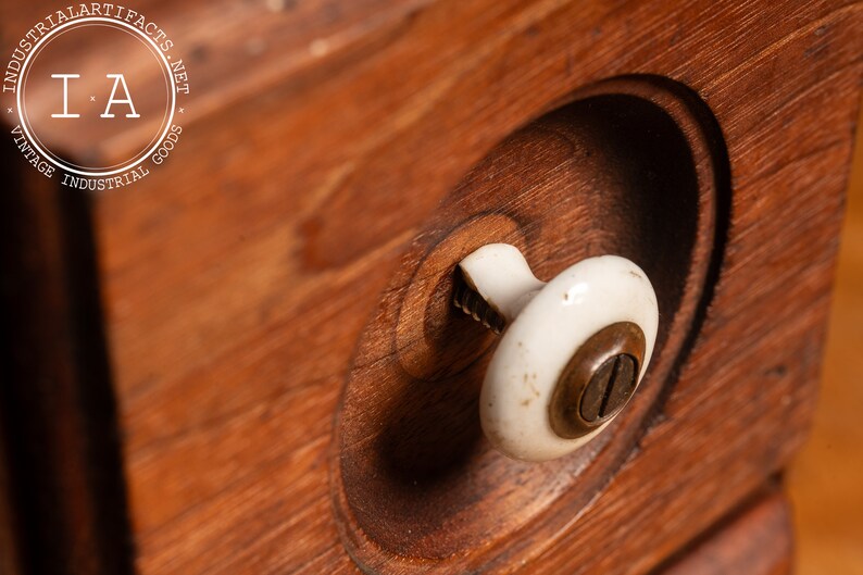 Vintage Singer Spool Cabinet afbeelding 9