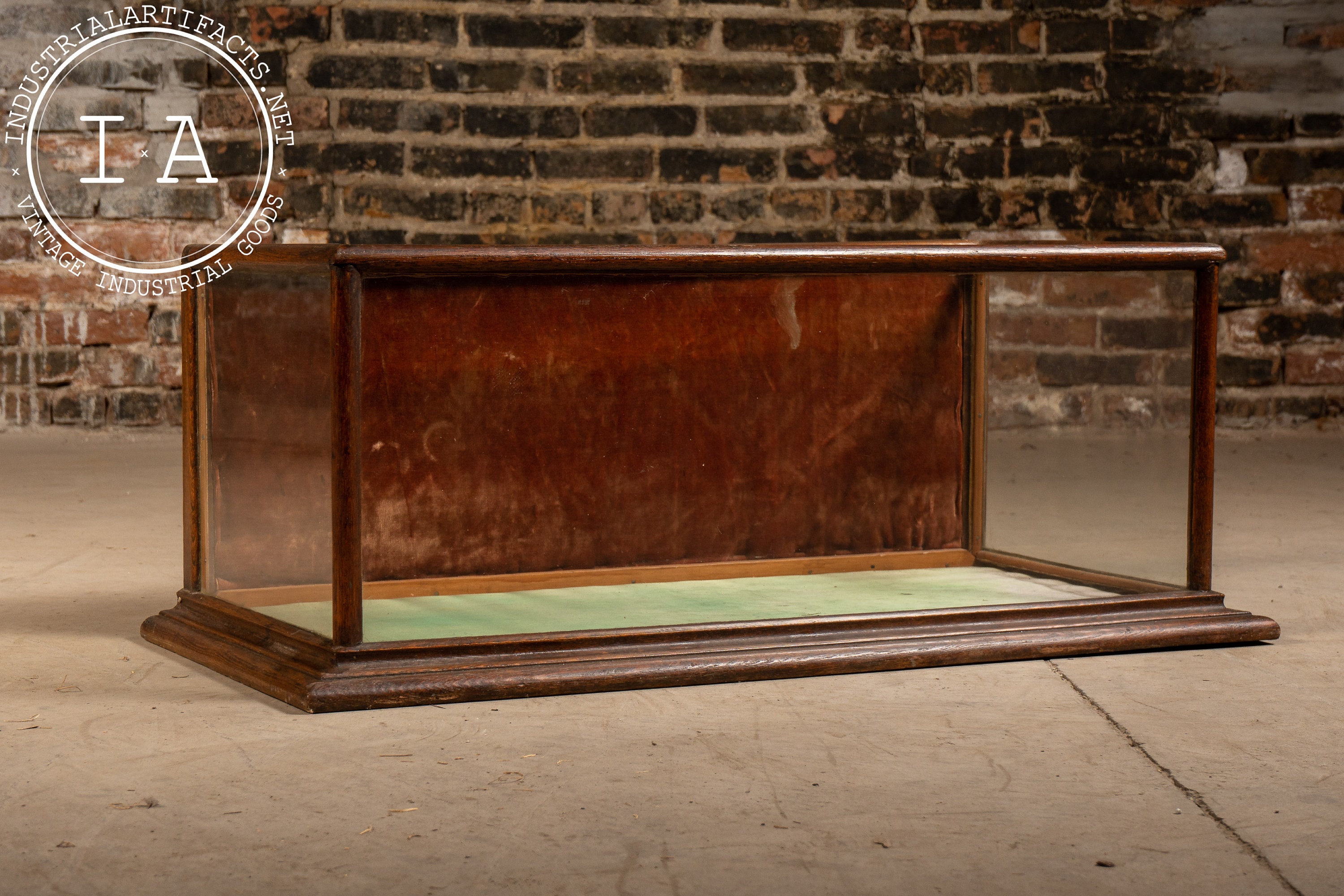 Antique countertop display case deals