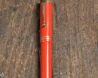 Vintage Duofold Fountain Pen by Parker