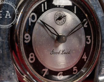 Lux ヴィンテージ 時計置物 1930年代 クローム ラックス グッドラック Vintage Chrome-plated Horseshoe Clock by Lux - Etsy