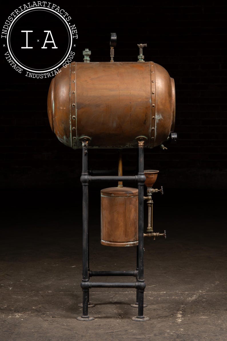 Antique Industrial Copper Pressure Vessel Apparatus immagine 4